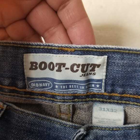 Old Navy Boot Cut Mens Jeans - Picture 4 of 6